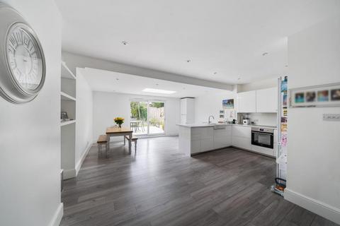 undefined, Woodlands Avenue,  Finchley,  N3