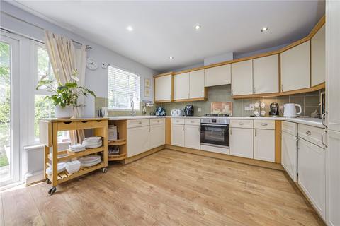 4 Offley Place, Isleworth, TW7 4SZ