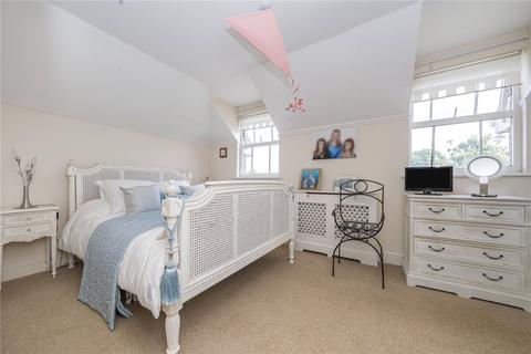 4 Offley Place, Isleworth, TW7 4SZ