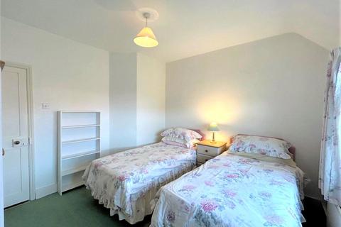 2 bedroom end of terrace house to rent, Chantry Place, Headstone Lane, Harrow, HA3