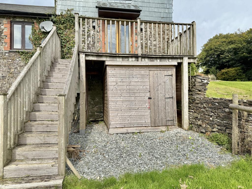 Storage shed