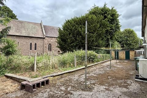 28 Closure Place, Peterchurch, Hereford, HR2 0RS
