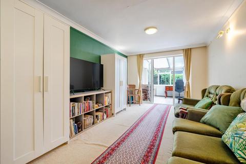 8 Hampden Drive, Kidlington, OX5 2LR