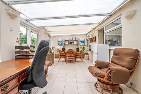 8 Hampden Drive, Kidlington, OX5 2LR