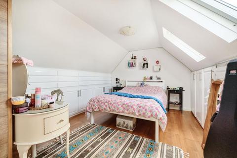 4 bedroom semi-detached house for sale, Witney,  Oxfordshire,  OX28