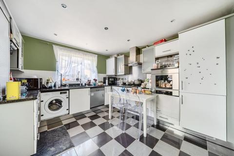 4 bedroom semi-detached house for sale, Witney,  Oxfordshire,  OX28