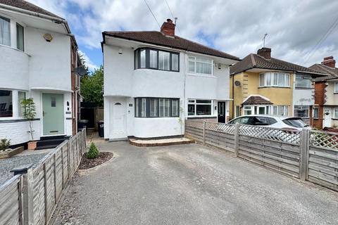 125 Castle Lane, Solihull, B92 8RN