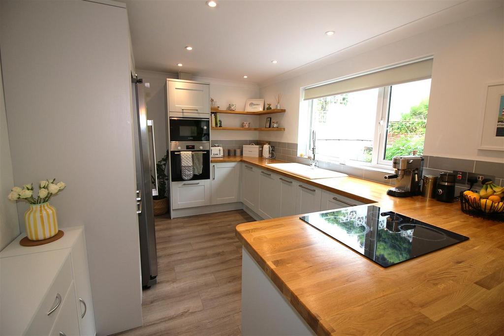 Kitchen area