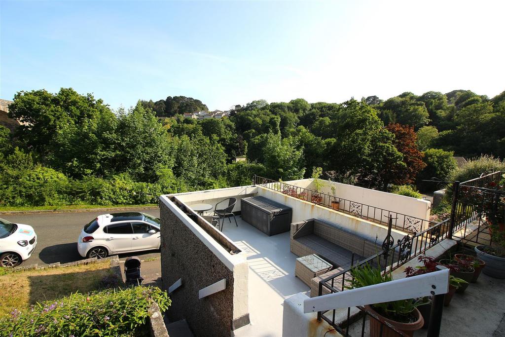 Roof terrace
