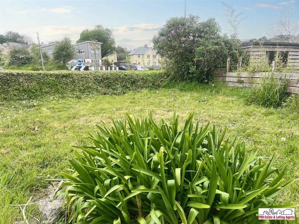 Elevations &amp; Gardens