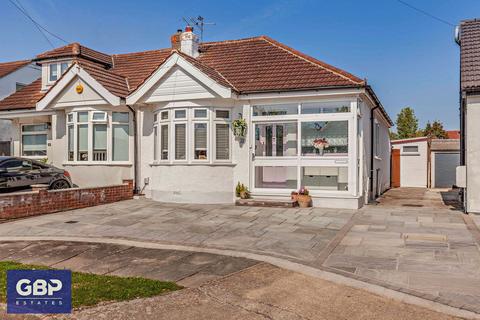21 Heather Drive, Romford, RM1 4SP