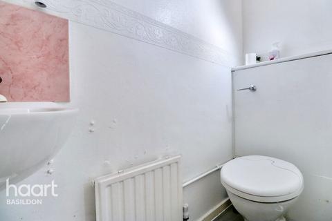 20 Brownlow Bend, Basildon, SS14 1QD