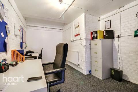 20 Brownlow Bend, Basildon, SS14 1QD