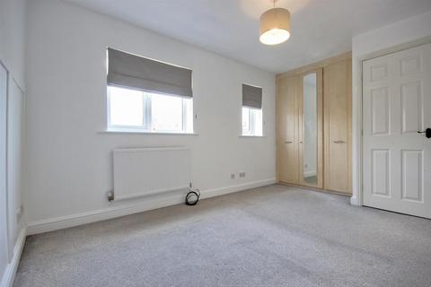 3 bedroom semi-detached house for sale, Cavendish Park, Brough