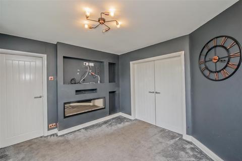 4 bedroom semi-detached house for sale, Upper Wortley Road, Wortley, Leeds