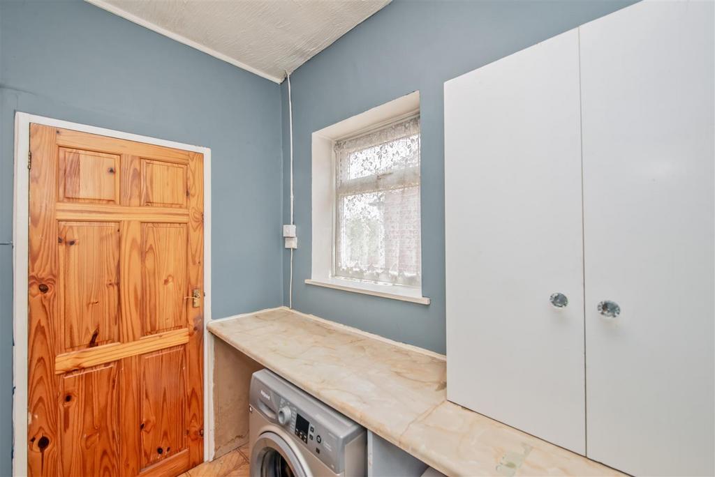 Utility room: