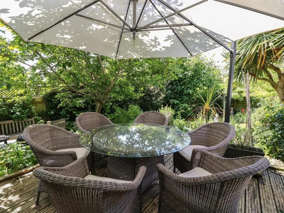 Thumbnail Decked Patio.jpg