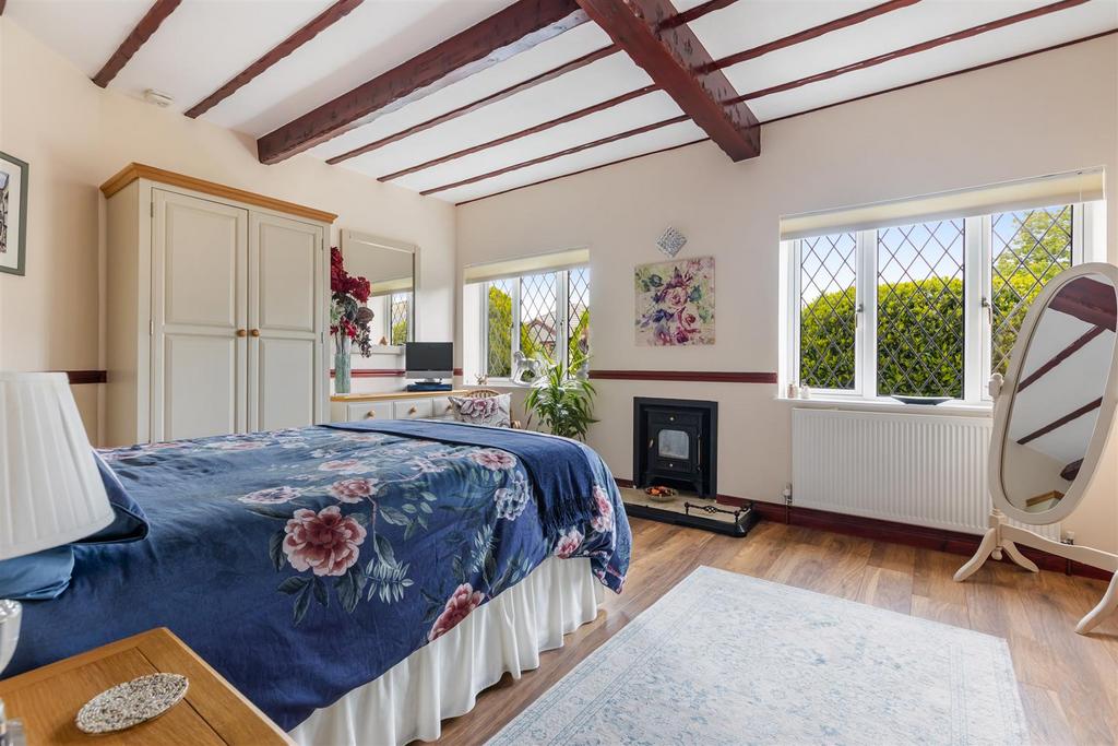 A22 - Brixham, Gramercy - 250528.jpg