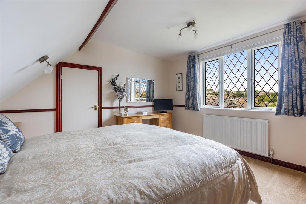 A24 - Brixham, Gramercy - 250528.jpg