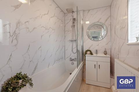 7 Elm Close, Romford, RM7 8HP