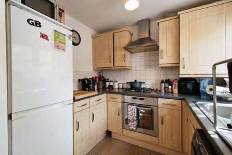2 bedroom terraced house to rent, Gelli Deg, Fforestfach, Abertawe, SA5