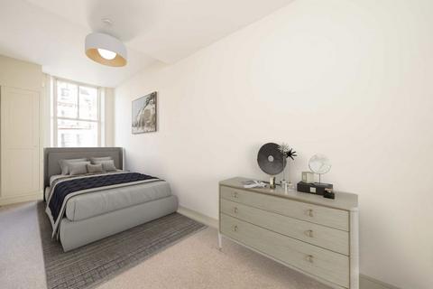 undefined, Streatham High Road, London SW16