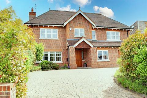 7 bedroom detached house for sale, Brookmans Avenue, Brookmans Park AL9