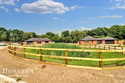 undefined, Autumn Close, Fleggburgh