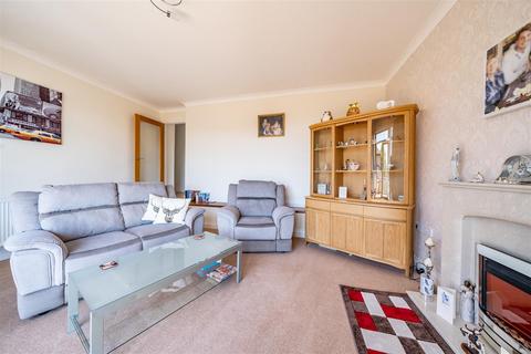 4 bedroom detached bungalow for sale, The Lane, Llanelli