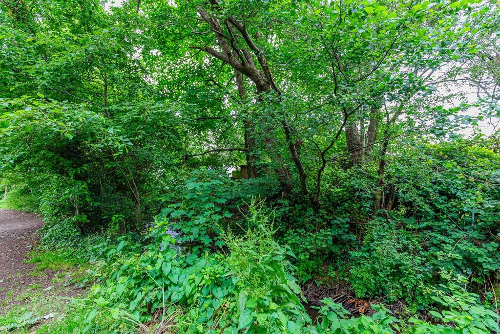 Heol Llanishen Fach 42 H-3.jpg