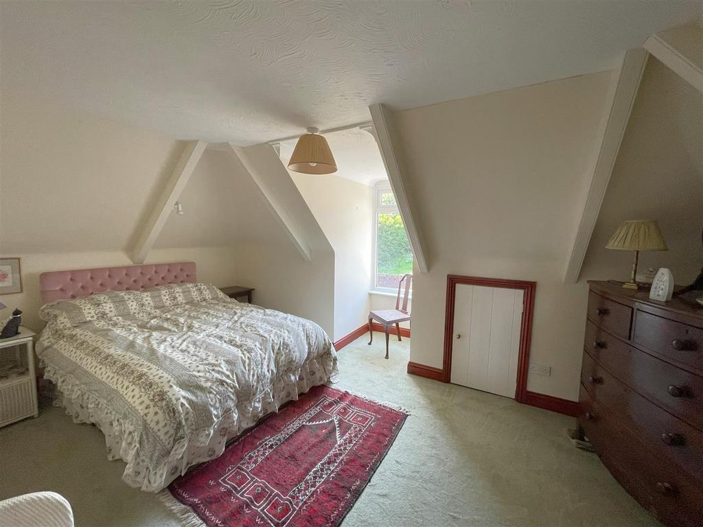 Bedroom one.jpg
