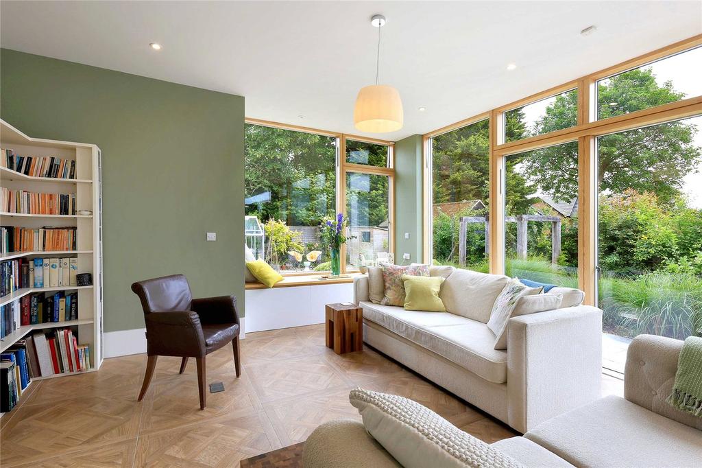 Dining/Sitting Room