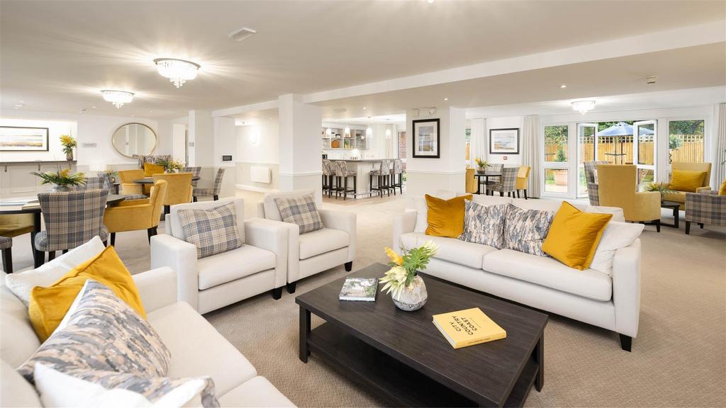Manns Lodge Owner's Lounge.jpg