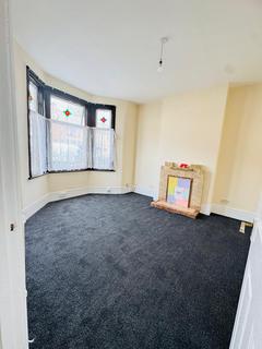 3 bedroom end of terrace house to rent, St awdry road ,Barking, Essex, IG11