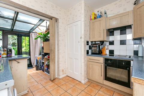 2 bedroom terraced house for sale, Roundtable Road, Bromley, BR1