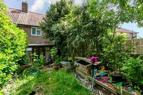 101 Roundtable Road, Bromley, BR1 5LF