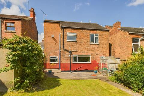 14 Forester Grove, Carlton, Nottingham, NG4 1FR