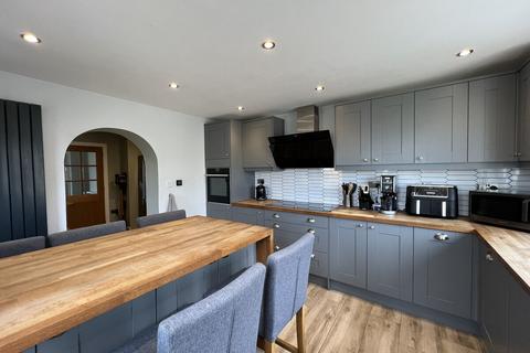 undefined, Cemaes Bay, Cemaes Bay, Anglesey, LL67