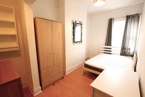 undefined, Nelson Road, Worcester, Worcestershire, WR2 5BN