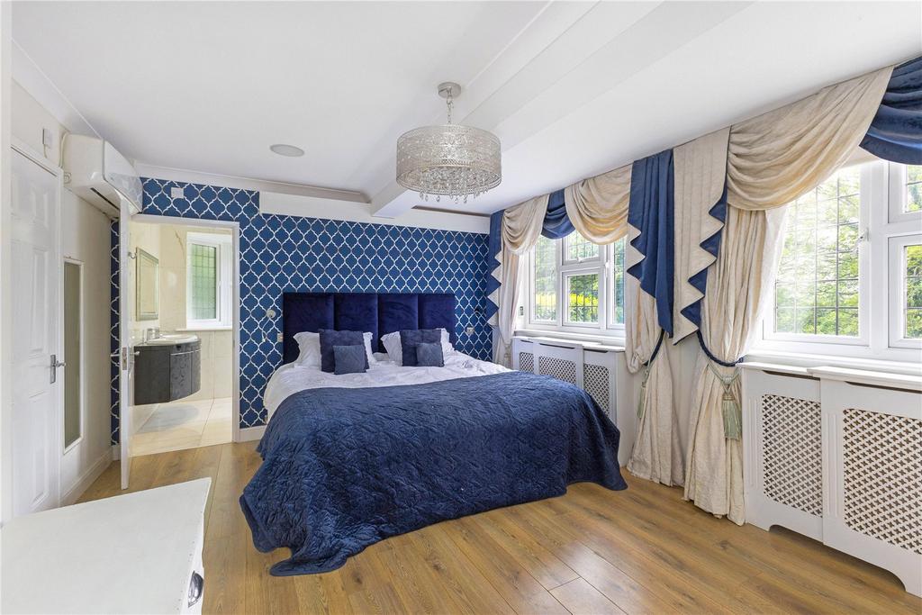 Principal Bedroom