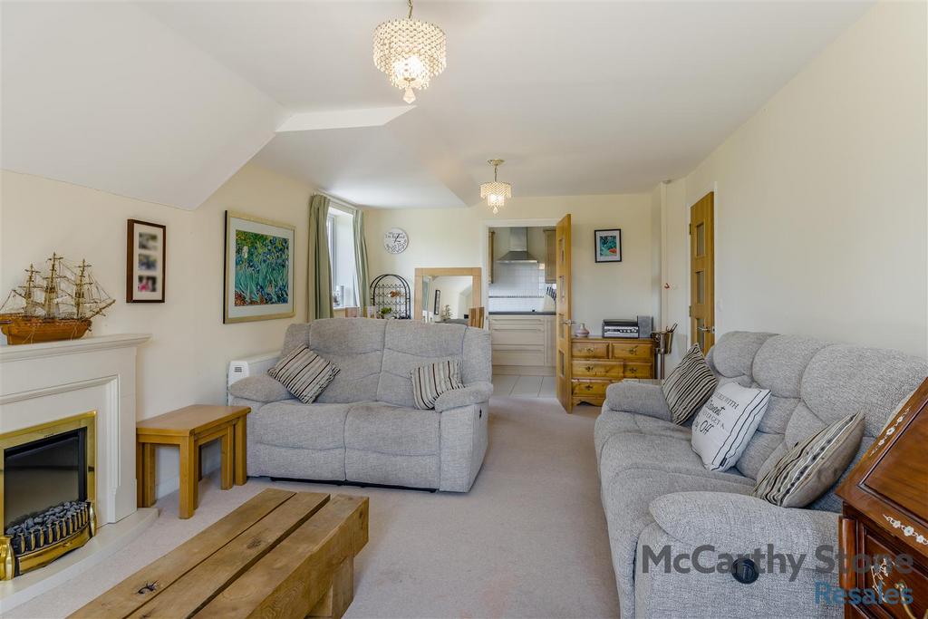 8644026-interior11.jpg