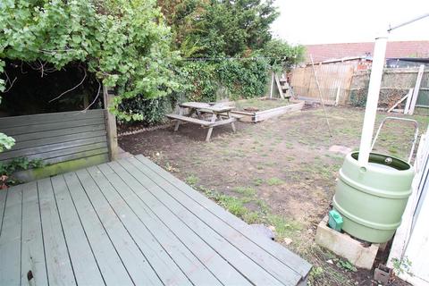 undefined, Selman Gardens, Cowes PO31