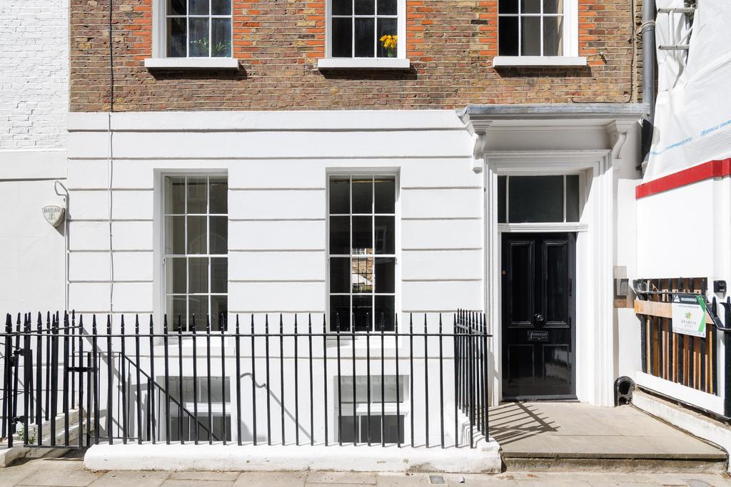 288586 - Old Gloucester Street London-JSouteyrat-1...