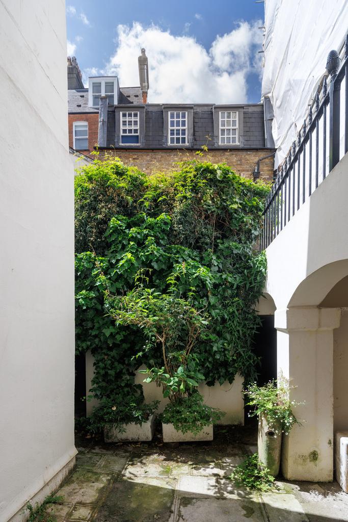 288643 - Old Gloucester Street London-JSouteyrat-2...