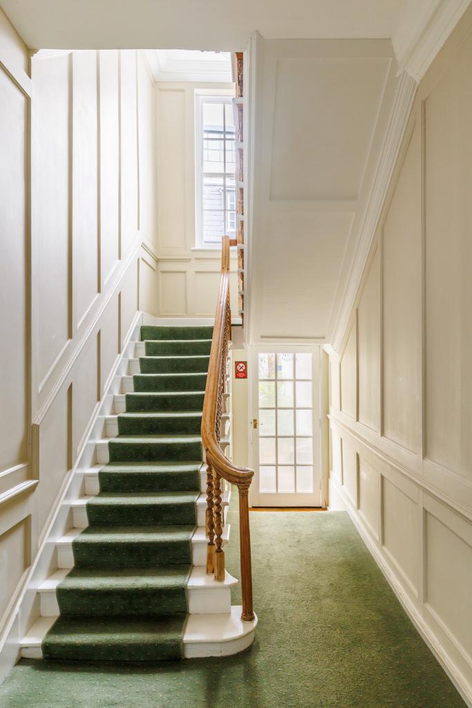 288591 - Old Gloucester Street London-JSouteyrat-1...