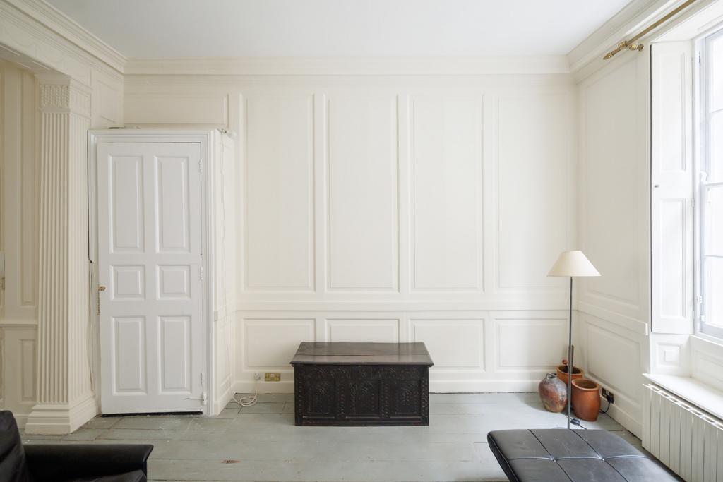 288600 - Old Gloucester Street London-JSouteyrat-1...