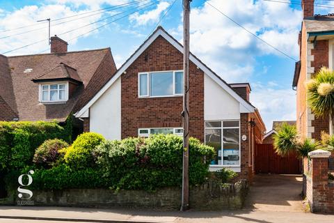 4 bedroom detached house for sale, Whitecross Road, Hereford, HR4 0LT