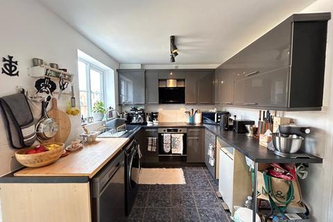 41 Kentlea Road, London, SE28 0JX