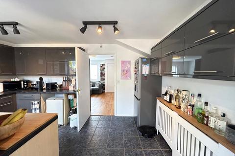 41 Kentlea Road, London, SE28 0JX