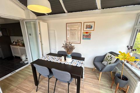 41 Kentlea Road, London, SE28 0JX